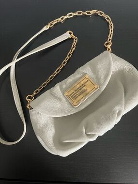 Marc by Marc Jacobs Off-White Light Beige Mini Natasha Shoulder Purse